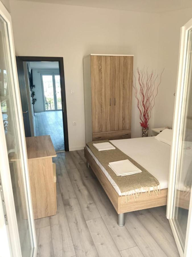 Apartman Lux Makarska Esterno foto