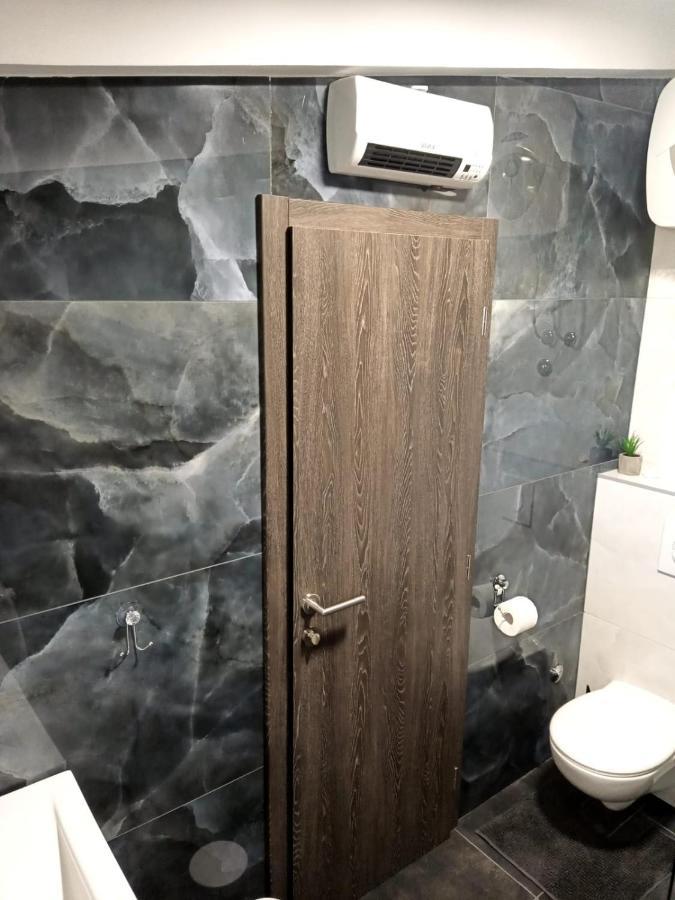 Apartman Lux Makarska Esterno foto