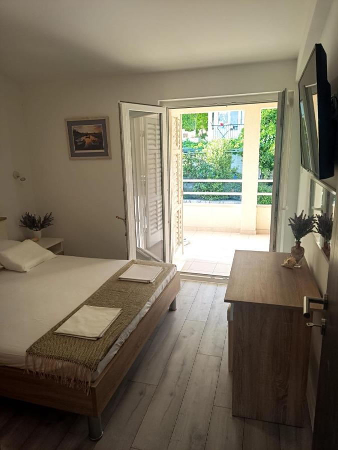 Apartman Lux Makarska Esterno foto