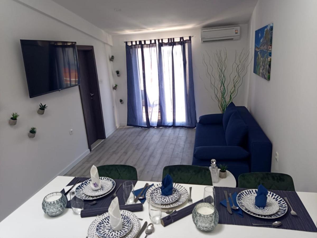Apartman Lux Makarska Esterno foto