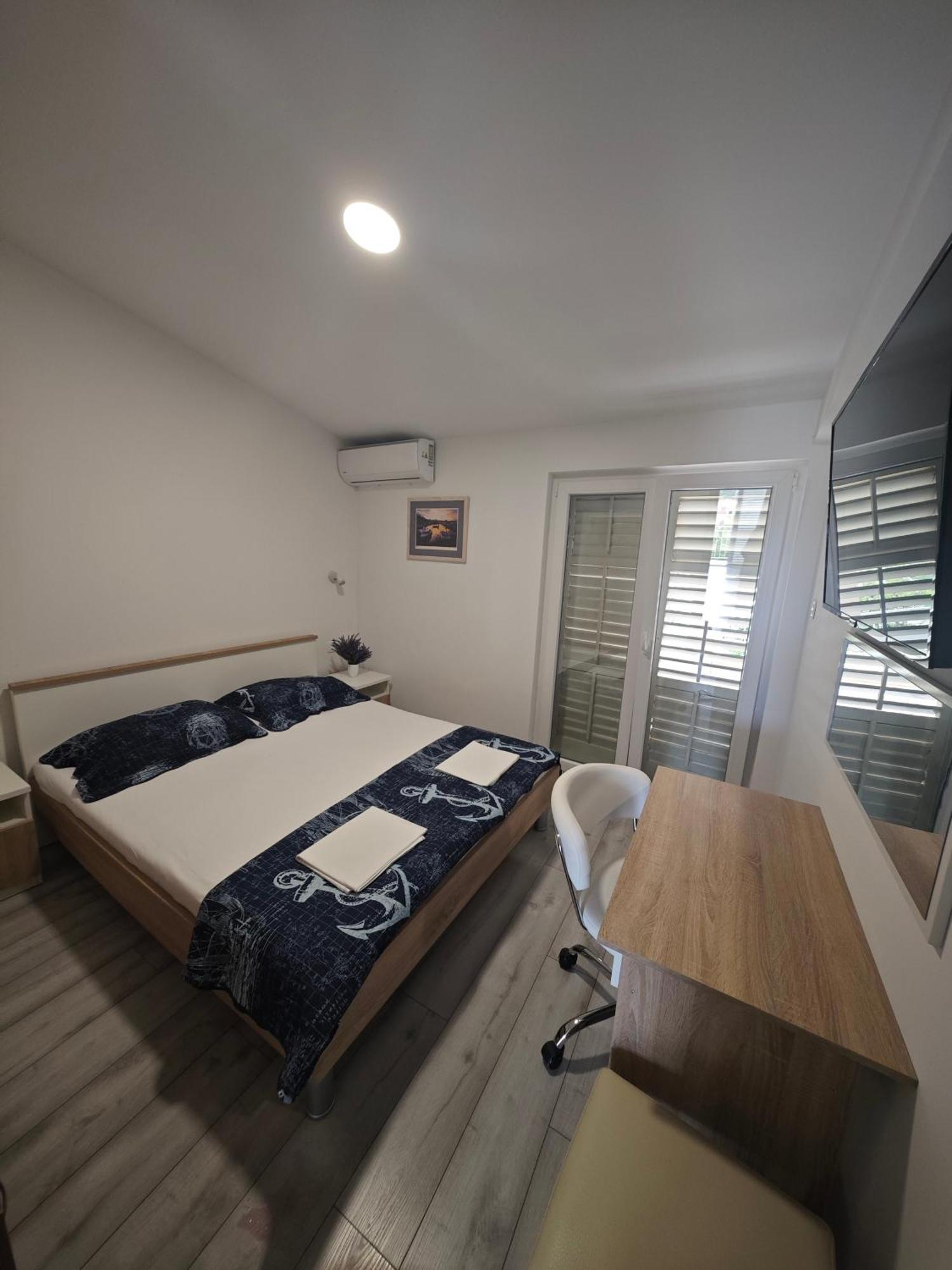 Apartman Lux Makarska Esterno foto